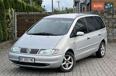 Минивэн Volkswagen Sharan 2000 в Стрые