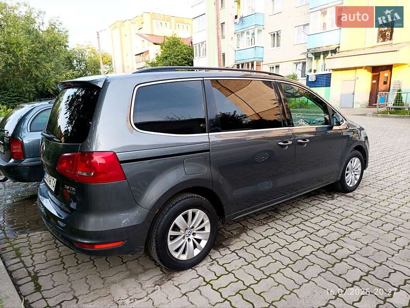 Минивэн Volkswagen Sharan 2012 в Самборе