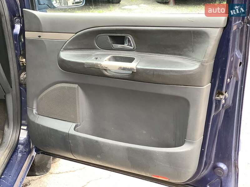 Минивэн Volkswagen Sharan 2001 в Виннице