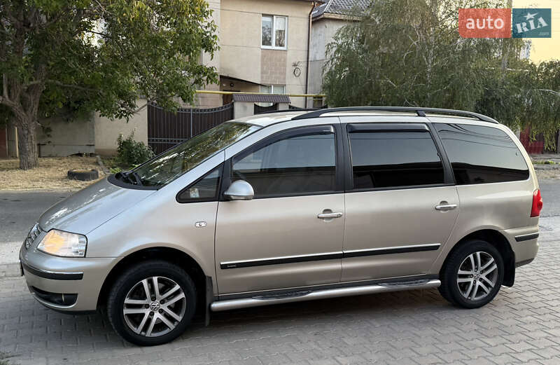 Минивэн Volkswagen Sharan 2007 в Одессе