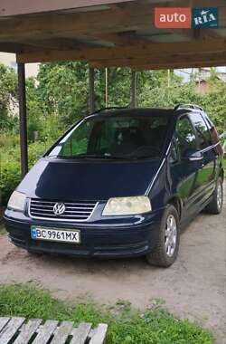 Минивэн Volkswagen Sharan 2004 в  Минивэн Volkswagen Sharan 2004 в