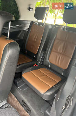 Минивэн Volkswagen Sharan 2011 в 