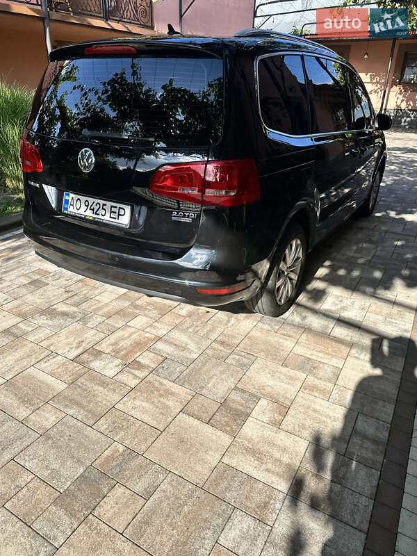 Мінівен Volkswagen Sharan 2014 в Іршаві