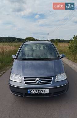 Минивэн Volkswagen Sharan 2009 в Киеве