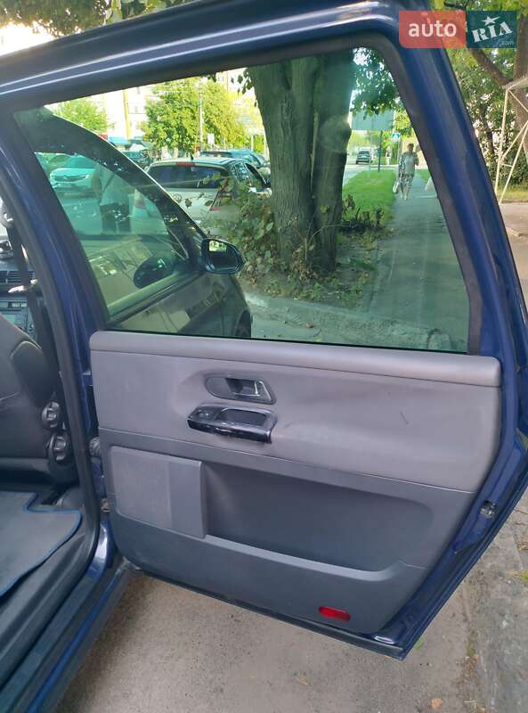 Минивэн Volkswagen Sharan 2006 в Киеве фото 6 Минивэн Volkswagen Sharan 2006 в Киеве