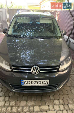 Минивэн Volkswagen Sharan 2013 в Иршаве