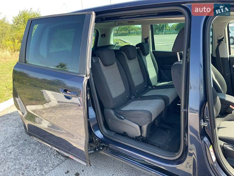 Минивэн Volkswagen Sharan 2013 в Ужгороде