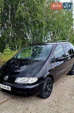 Минивэн Volkswagen Sharan 1998 в Деражне