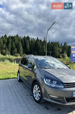 Мінівен Volkswagen Sharan 2012 в  фото 4 Мінівен Volkswagen Sharan 2012 в