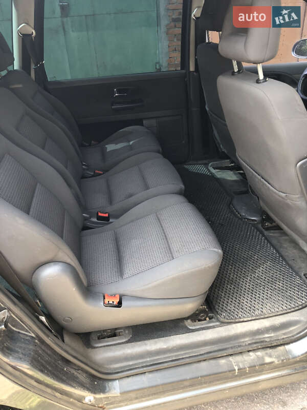 Минивэн Volkswagen Sharan 2007 в Романове