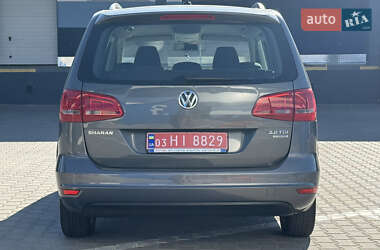 Минивэн Volkswagen Sharan 2013 в 