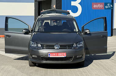 Минивэн Volkswagen Sharan 2013 в 