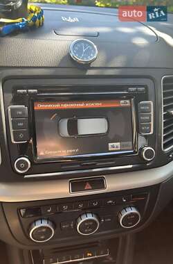 Минивэн Volkswagen Sharan 2015 в 