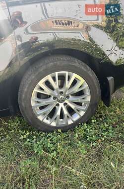 Минивэн Volkswagen Sharan 2015 в 