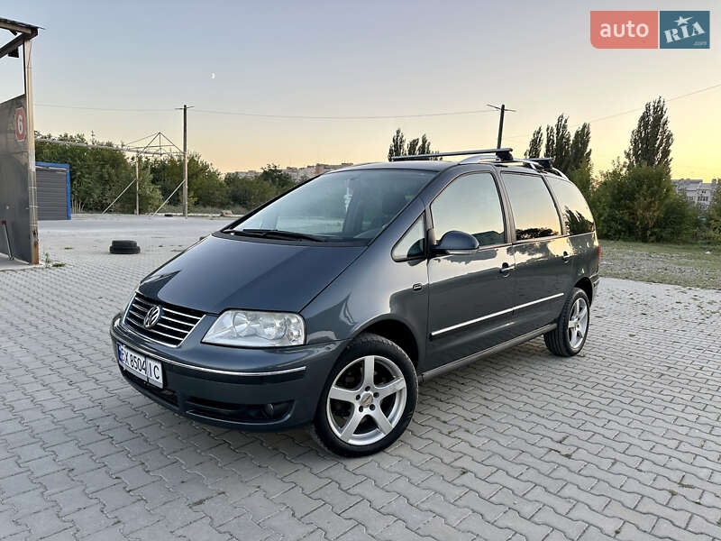 Минивэн Volkswagen Sharan 2007 в 