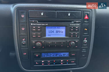 Минивэн Volkswagen Sharan 2009 в 