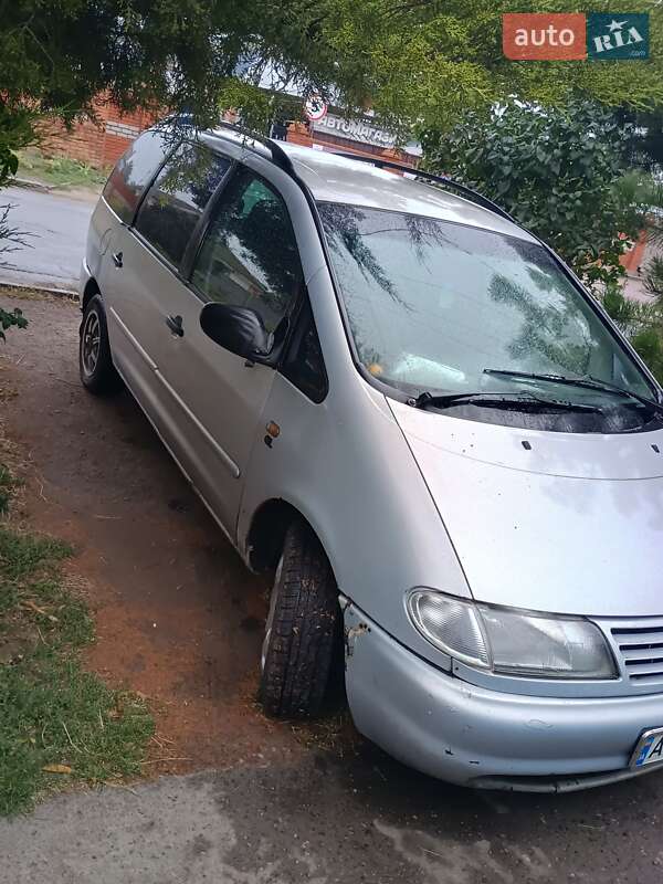 Мінівен Volkswagen Sharan 1997 в Кропивницькому