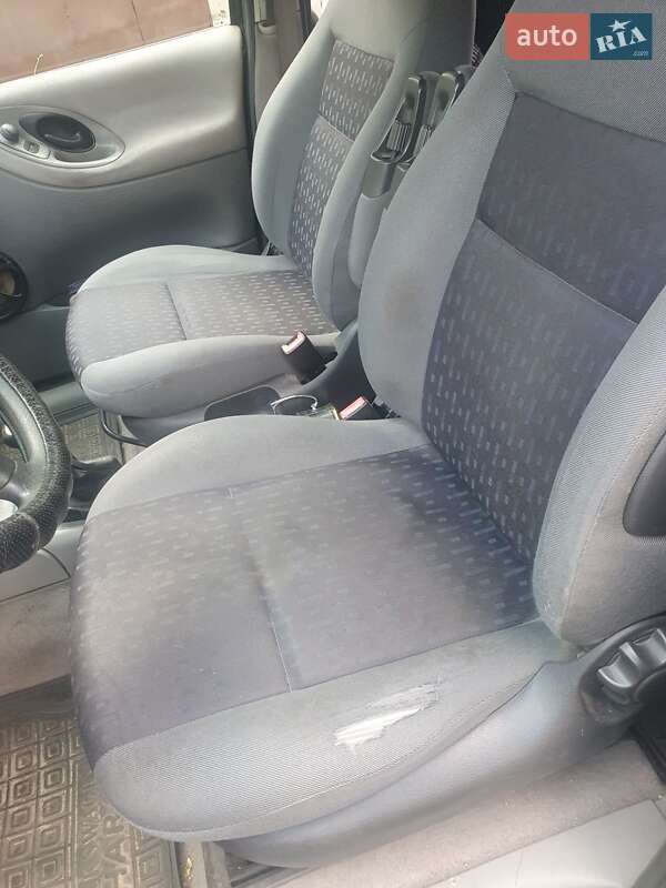 Мінівен Volkswagen Sharan 1997 в Харкові