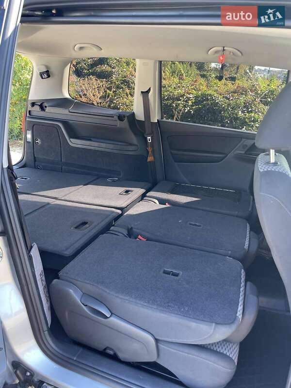 Минивэн Volkswagen Sharan 2011 в Харькове