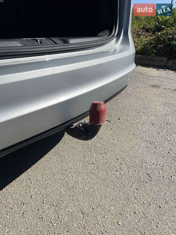 Минивэн Volkswagen Sharan 2011 в Харькове