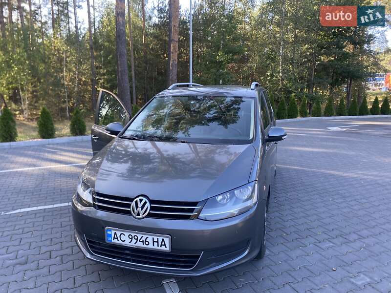 Минивэн Volkswagen Sharan 2010 в Маневичах