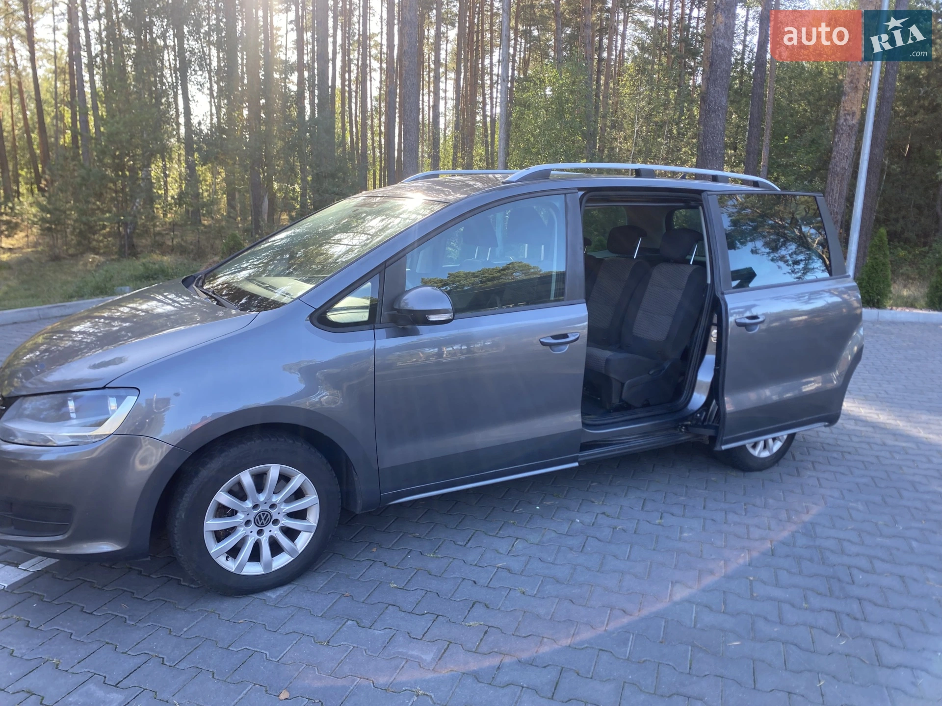 2010 Volkswagen Sharan - мініатюра 21