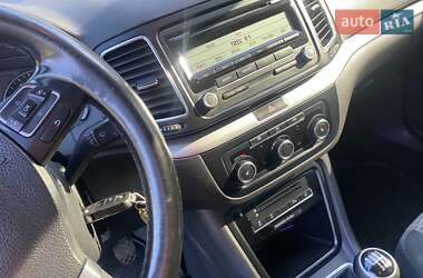 Минивэн Volkswagen Sharan 2011 в 