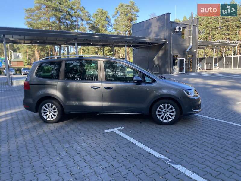 Минивэн Volkswagen Sharan 2010 в Маневичах