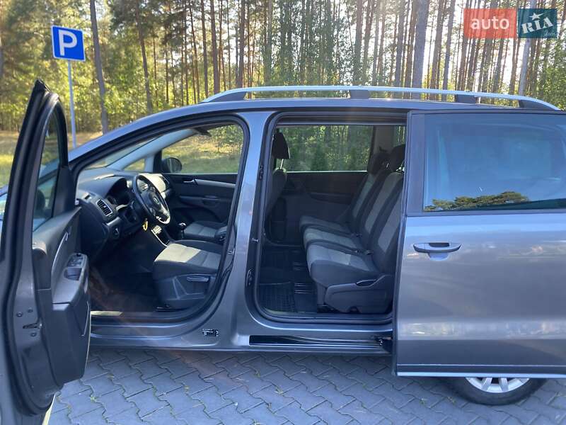 Минивэн Volkswagen Sharan 2010 в Маневичах