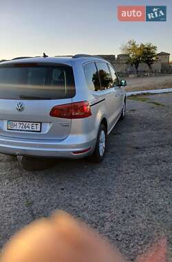 Минивэн Volkswagen Sharan 2011 в 