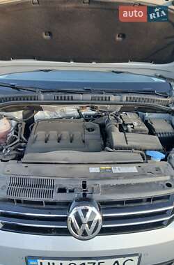 Минивэн Volkswagen Sharan 2011 в 