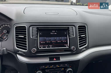 Минивэн Volkswagen Sharan 2011 в 