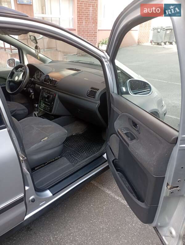 Мінівен Volkswagen Sharan 2007 в Києві