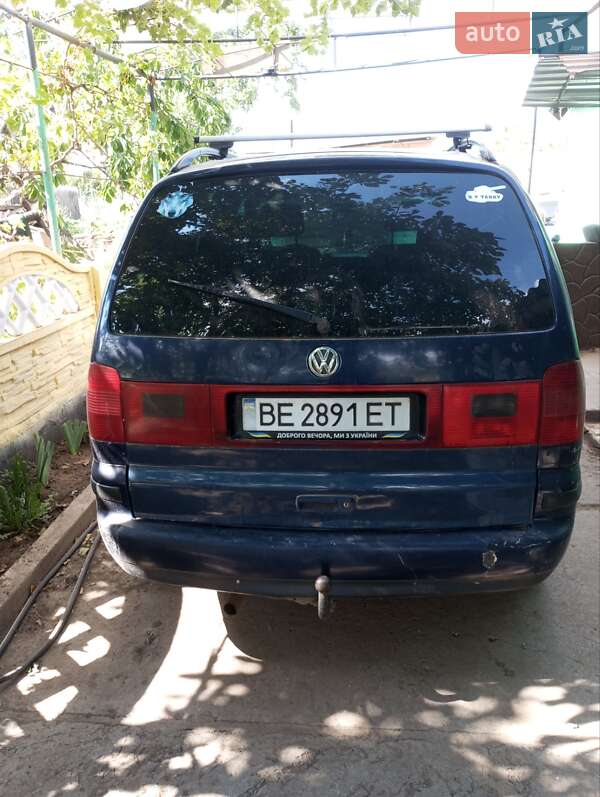 Минивэн Volkswagen Sharan 2000 в Николаеве