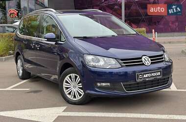 Мінівен Volkswagen Sharan 2019 в Києві