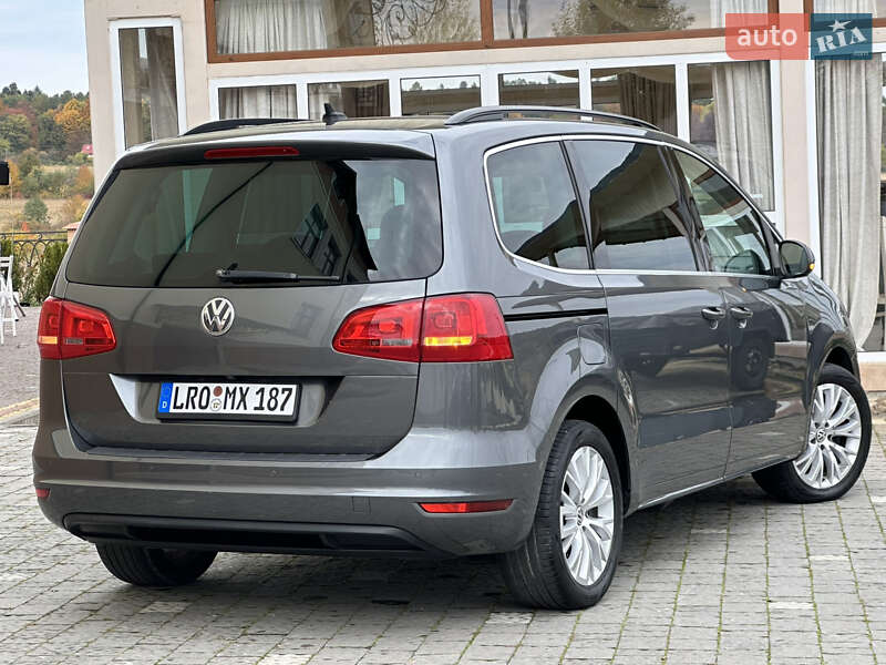 Минивэн Volkswagen Sharan 2015 в Дрогобыче