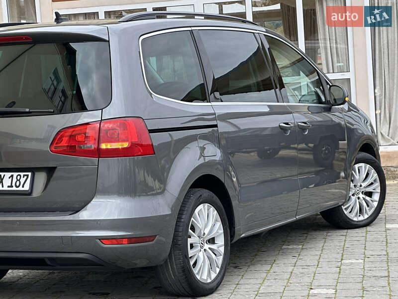 Минивэн Volkswagen Sharan 2015 в Дрогобыче