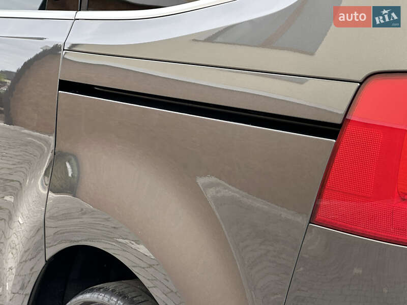 Минивэн Volkswagen Sharan 2015 в Дрогобыче