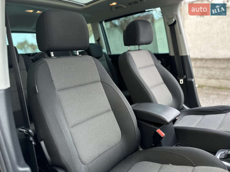 Минивэн Volkswagen Sharan 2015 в Дрогобыче