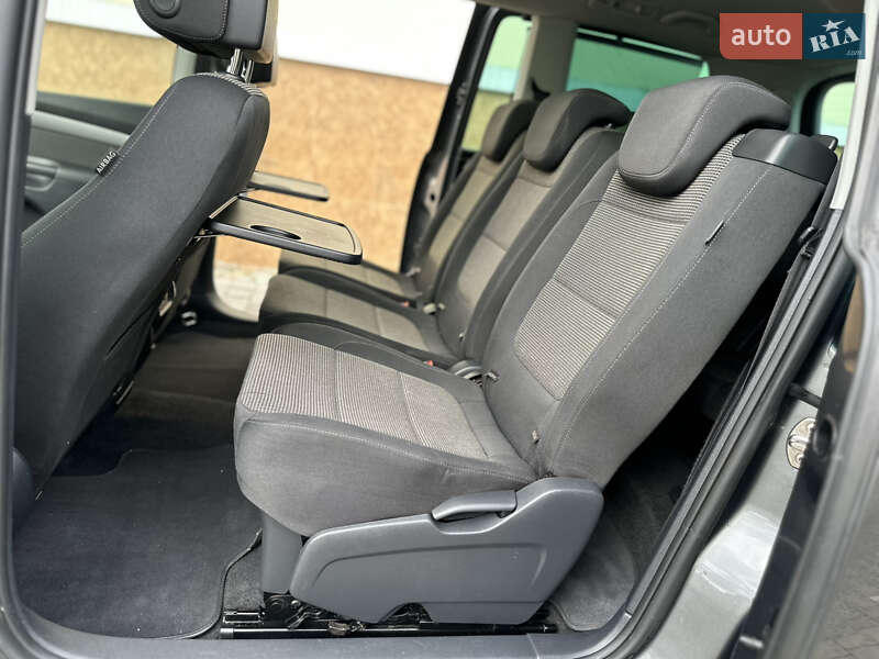 Минивэн Volkswagen Sharan 2015 в Дрогобыче