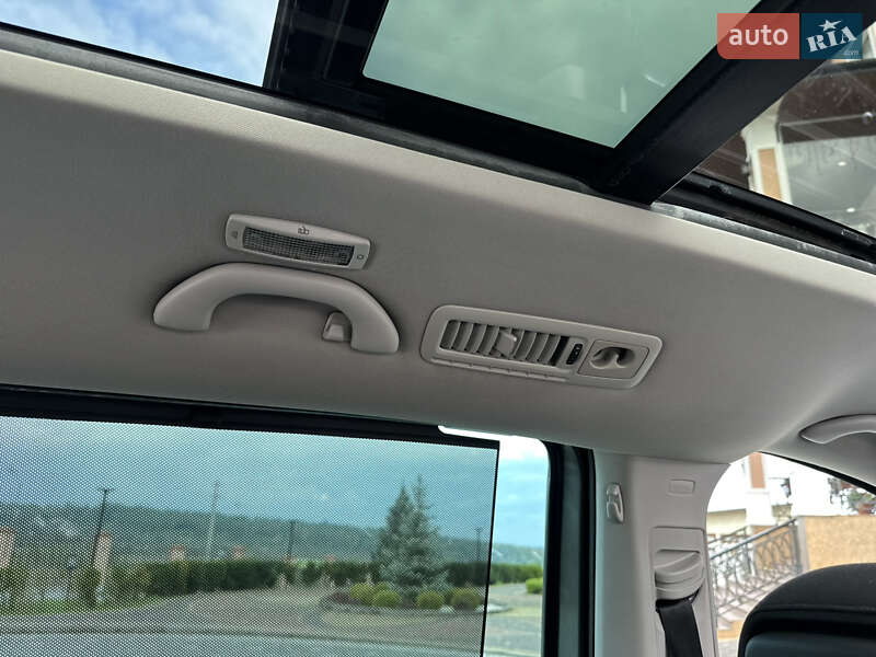 Минивэн Volkswagen Sharan 2015 в Дрогобыче