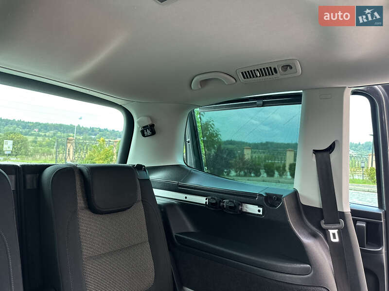 Минивэн Volkswagen Sharan 2015 в Дрогобыче