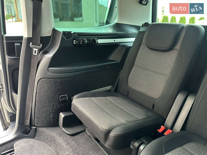 Минивэн Volkswagen Sharan 2015 в Дрогобыче