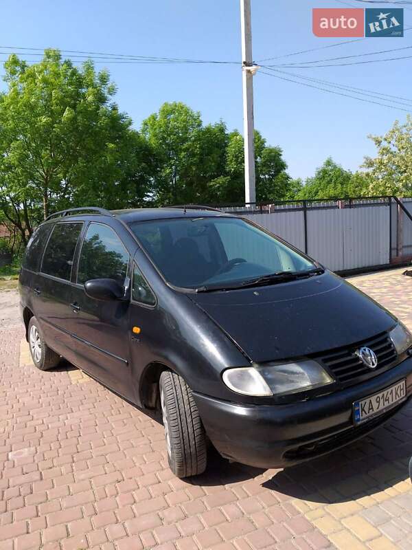 Мінівен Volkswagen Sharan 1996 в Калинівці