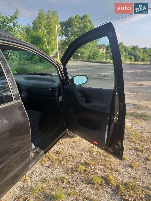 Мінівен Volkswagen Sharan 1996 в Калинівці