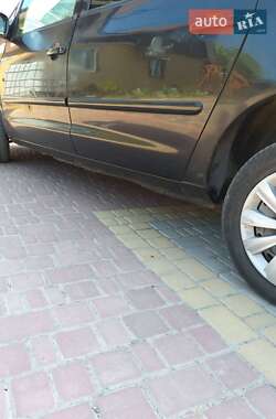 Минивэн Volkswagen Sharan 1996 в  фото 21 Минивэн Volkswagen Sharan 1996 в