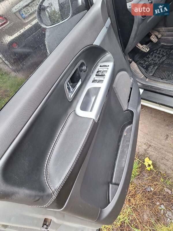 Минивэн Volkswagen Sharan 2004 в Виннице