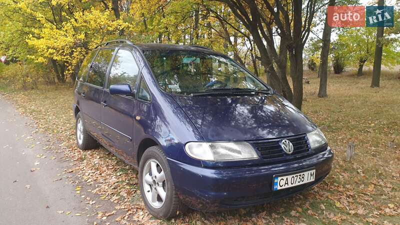 Минивэн Volkswagen Sharan 1999 в Черкассах фото Минивэн Volkswagen Sharan 1999 в Черкассах