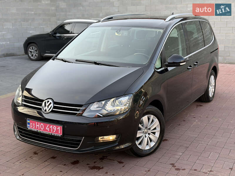 Минивэн Volkswagen Sharan 2014 в Ровно