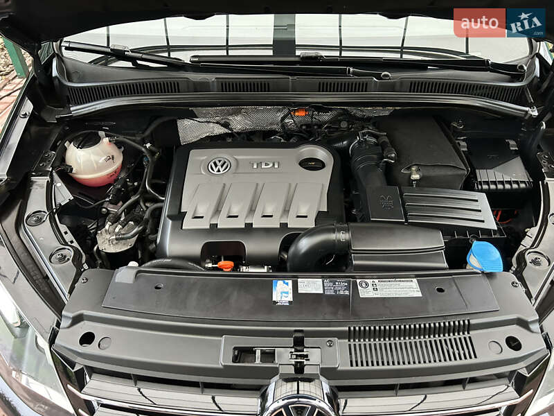 Минивэн Volkswagen Sharan 2011 в Белой Церкви